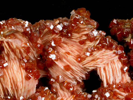 Vanadinite on Barite from Mibladen, Haute Moulouya Basin, Zeida-Aouli-Mibladen belt, Midelt Province, Morocco