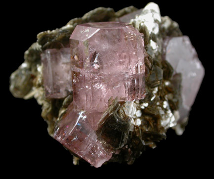 Fluorapatite with Muscovite from Inna Nala, Fiqhar, Gilgit-Baltistan, Pakistan