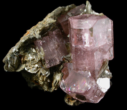 Fluorapatite with Muscovite from Inna Nala, Fiqhar, Gilgit-Baltistan, Pakistan