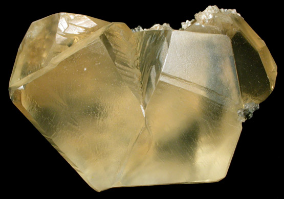 Calcite (twinned crystals) from Sokolovskiy-Sarbaiskiy Mine, Rudnyy, Kustanay Oblast, Kazakhstan