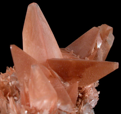 Calcite (twinned crystals) from Leiping Mine, Guiyang, Hunan, China