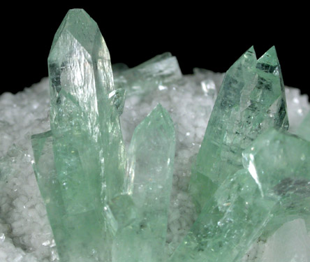 Apophyllite and Stilbite-Ca from Pune District, Maharashtra, India