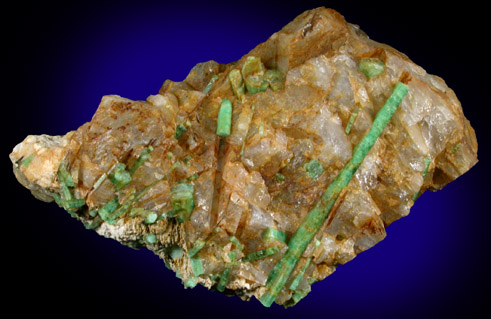 Beryl var. Emerald from Mount Dayakou tungsten mine, 6 km northeast of Mengdong village, Malipo County, Yunnan Province, China