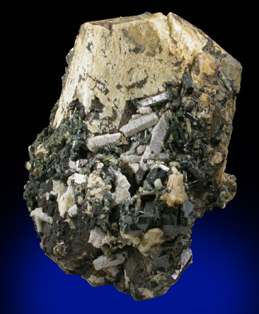 Scapolite (Meionite-Marialite), Fluorapatite, Diopside from Otter Lake, Pontiac County, Québec, Canada