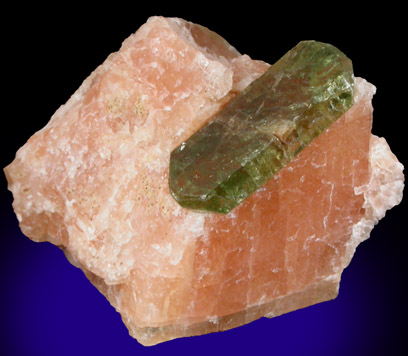 Fluorapatite in Calcite from Yates Mine, Otter Lake, Pontiac County, Qubec, Canada