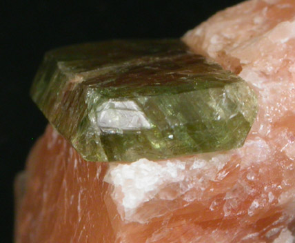 Fluorapatite in Calcite from Yates Mine, Otter Lake, Pontiac County, Qubec, Canada