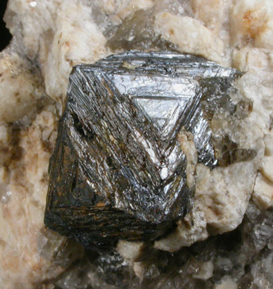 Magnetite from Route 9 road cut, Beaver Meadow Road exit, Haddam, Middlesex County, Connecticut