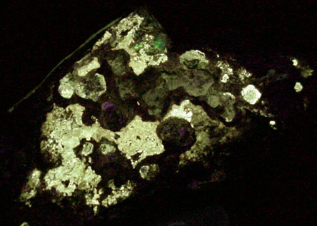Powellite pseudomorphs after Molybdenite with Molybdenite on Vesuvianite from Goodall Farm Quarry, Sanford, York County, Maine