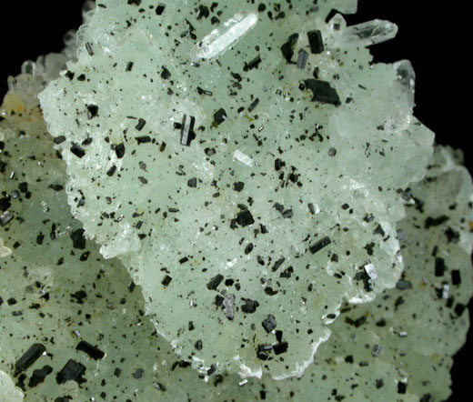 Prehnite with Babingtonite and Quartz from Da Liang Shan, Sichuan, China