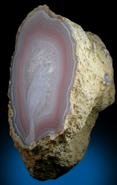 Quartz var. Laguna Agate from Ojo Laguna, Ahumada, Chihuahua, Mexico