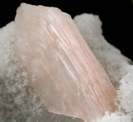 Stilbite-Ca with Calcite and Quartz from Jalgaon, Maharashtra, India