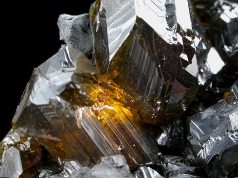 Sphalerite (Spinel-law twinned) with Chalcopyrite and Galena from Commodore Mine, Creede District, Mineral County, Colorado