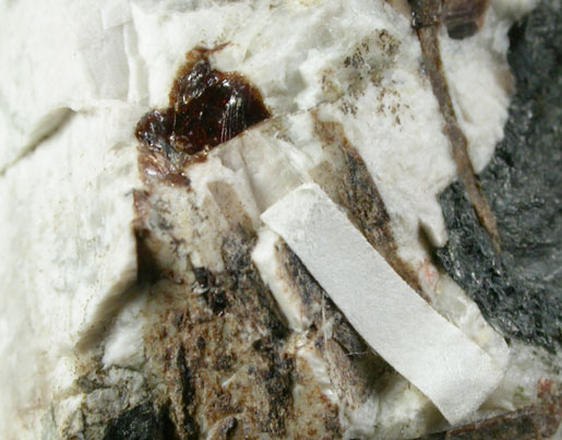 Tritomite-(Y) from Cardiff Uranium Mine, South Zone, Haliburton County, Ontario, Canada (Type Locality for Tritomite-(Y))