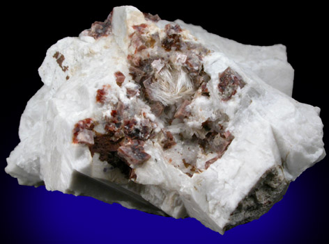 Perraultite and Leifite from Poudrette Quarry, Mont Saint-Hilaire, Québec, Canada (Type Locality for Perraultite)