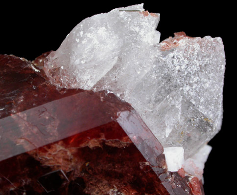 Almandine-Spessartine Garnet with Albite and Quartz from Chhamachu, Gilgit-Skardu Road, Gilgit-Baltistan, Pakistan