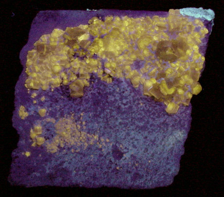 Fluorapatite on Albite from Laghman Province, Afghanistan