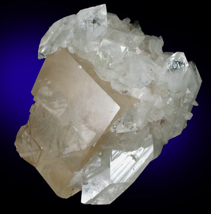 Apophyllite, Stilbite-Ca, Quartz on Calcite from Jalgaon, Maharashtra, India