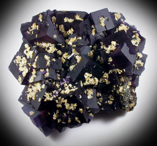 Fluorite with Barite, Sphalerite, Chalcopyrite from Denton Mine, Harris Creek District, Hardin County, Illinois