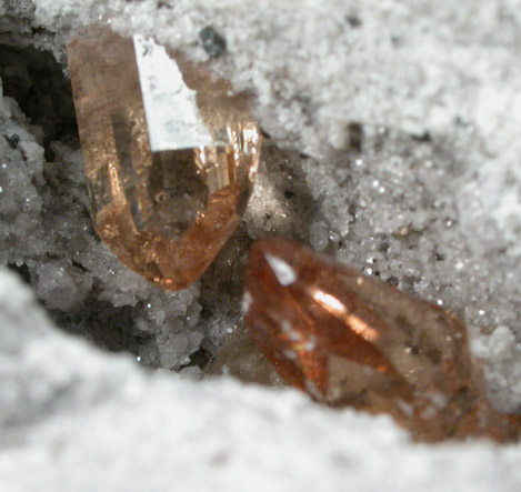 Topaz in rhyolite from Topaz Mountain, Thomas Range, Juab County, Utah