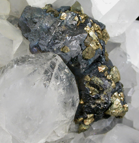 Quartz, Sphalerite, Chalcopyrite from Ballard Mine, Baxter Springs, Cherokee County, Kansas