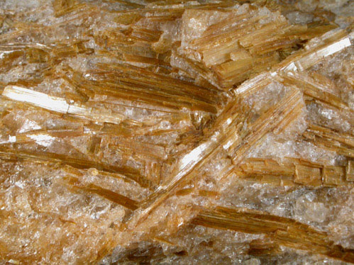 Kyanite var. Rhaetizite from Pfitschtal, Tyrol, Italy (Type Locality for Rhaetizite)