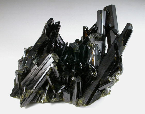 Epidote from Knappenwand, Untersulzbachtal, near Salzburg, Austria