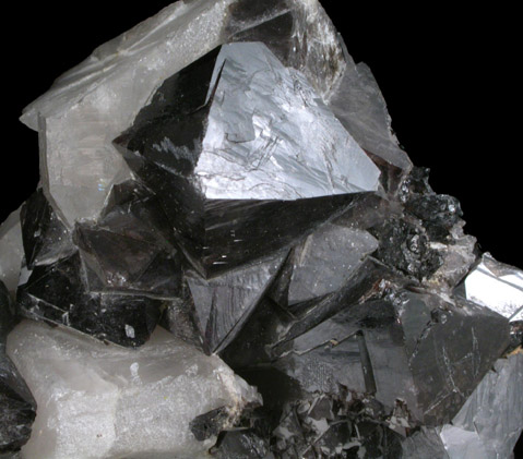 Scheelite on Quartz from Tae Wha Mine, Chungju, Chungchongpukdo, South Korea