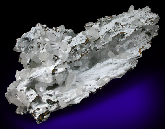 Smithsonite on smronadite from Broken Hill, New South Wales, Australia