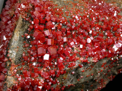 Vanadinite from Apache Mine (Vanadium Shaft), 8 km north of Globe, Gila County, Arizona