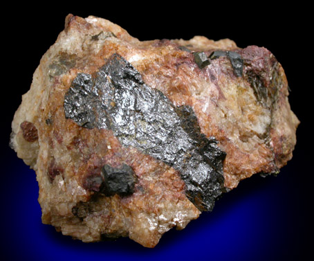 Uraninite from Strickland Quarry, Collins Hill, Portland, Middlesex County, Connecticut