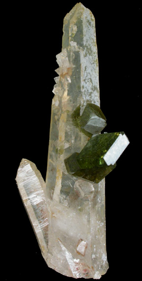 Uvite Tourmaline and Magnesite on Quartz from Brumado District, Serra das guas, Bahia, Brazil