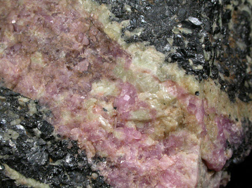 Hodgkinsonite, Willemite and Franklinite from Parker Shaft, Franklin, Sussex County, New Jersey (Type Locality for Hodgkinsonite and Franklinite)