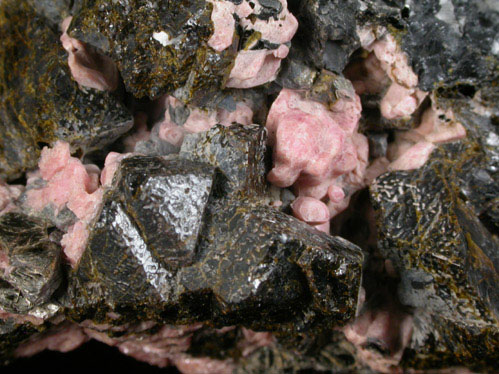 Spinel with Rhodonite var. Fowlerite from Franklin Mining District, Sussex County, New Jersey