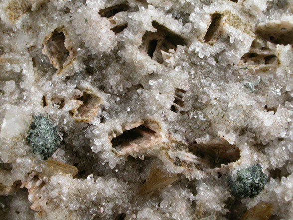 Quartz pseudomorphs after Anhydrite with Calcite, Stilbite, Babingtonite from Upper New Street Quarry, Paterson, Passaic County, New Jersey