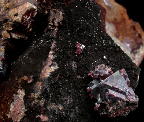 Cuprite with Copper from Ray Mine, Mineral Creek District, Pinal County, Arizona
