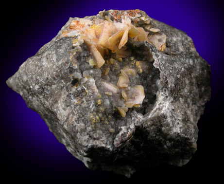 Wulfenite, Descloizite, Quartz from Finch Mine (Barking Spider Mine), north of Hayden, Banner District, Gila County, Arizona