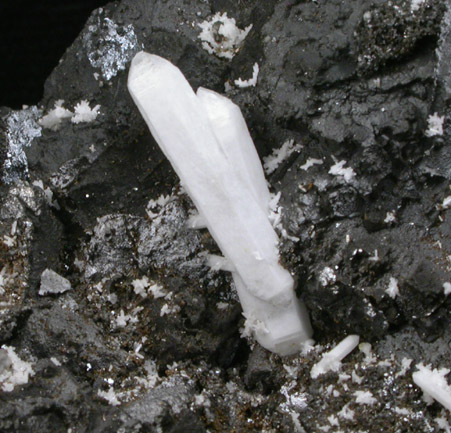 Sphalerite with Quartz from Naica District, Saucillo, Chihuahua, Mexico