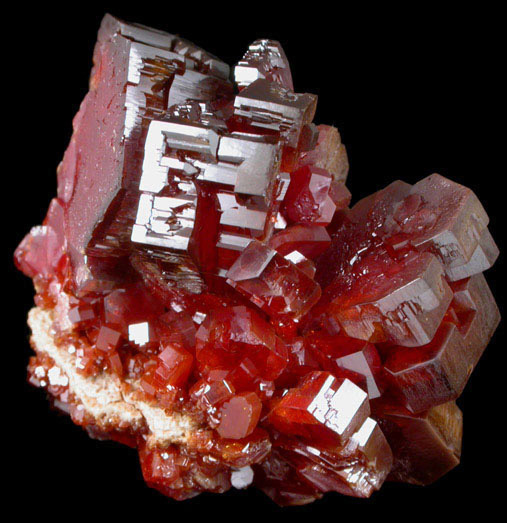 Vanadinite from Mibladen, Haute Moulouya Basin, Zeida-Aouli-Mibladen belt, Midelt Province, Morocco