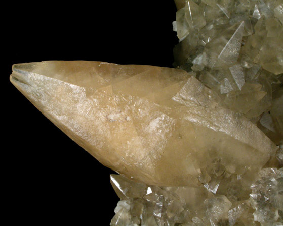 Calcite from Pugh Quarry, 6 km NNW of Custar, Wood County, Ohio