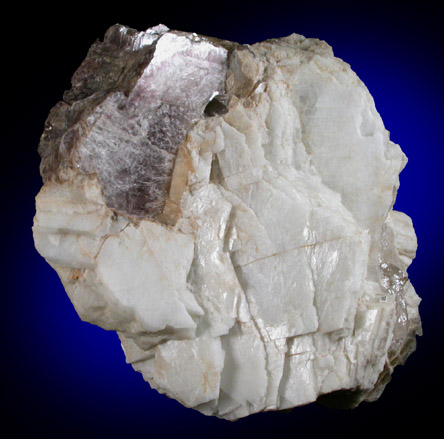Lepidolite over Muscovite in Albite from Pulsifer Quarry, Mount Apatite, Auburn, Androscoggin County, Maine