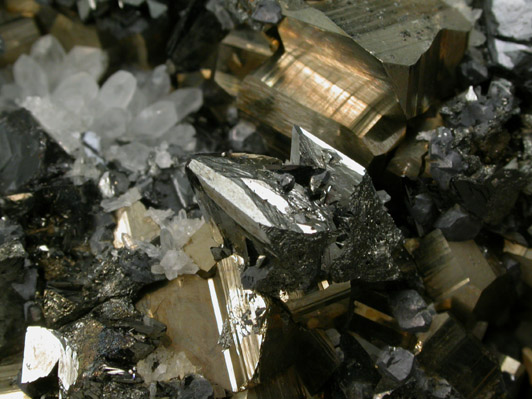 Tetrahedrite, Pyrite, Sphalerite, Quartz from Pachapaqui District, Bolognesi Province, Ancash Department, Peru