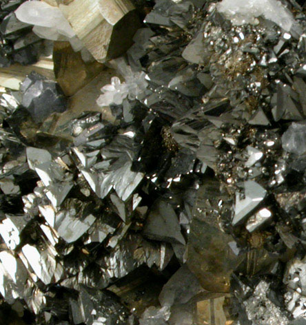 Tetrahedrite, Pyrite, Sphalerite, Quartz from Pachapaqui District, Bolognesi Province, Ancash Department, Peru