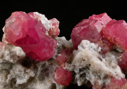 Grossular Garnet from Sierra de Cruces, east of Laguna de Jaco, near Hercules, Coahuila, Mexico