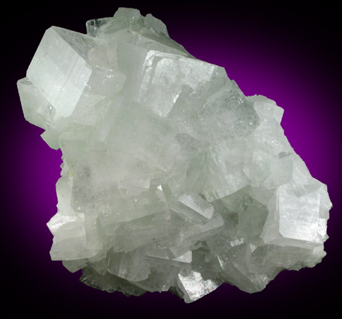 Hydroxyapophyllite-(K) (formerly apophyllite-(KOH)) on Prehnite from Fairfax Quarry, 6.4 km west of Centreville, Fairfax County, Virginia