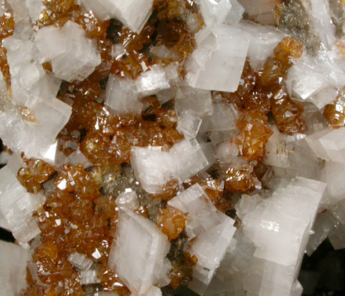 Sphalerite and Dolomite from Penfield Quarry, Monroe County, New York