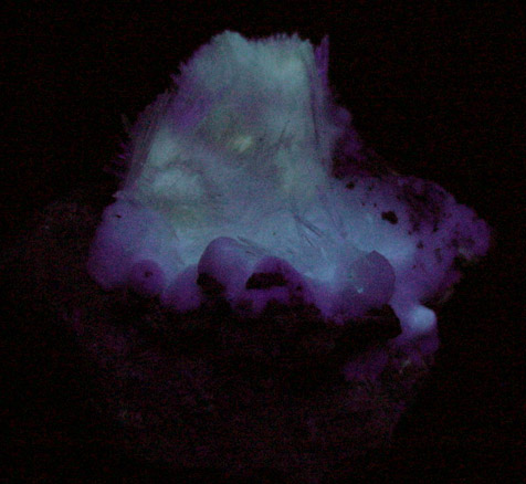 Natrolite from Wren, Benton County, Oregon