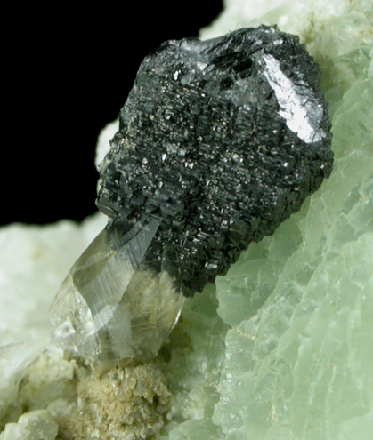 Sphalerite on Prehnite with Calcite from Millington Quarry, Bernards Township, Somerset County, New Jersey