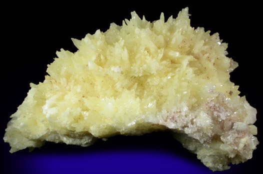 Novcekite on Aragonite from Zacatecas, Mexico