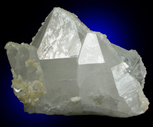 Fluorite, Dolomite, Quartz from Caravia-Berbes District, Asturias, Spain