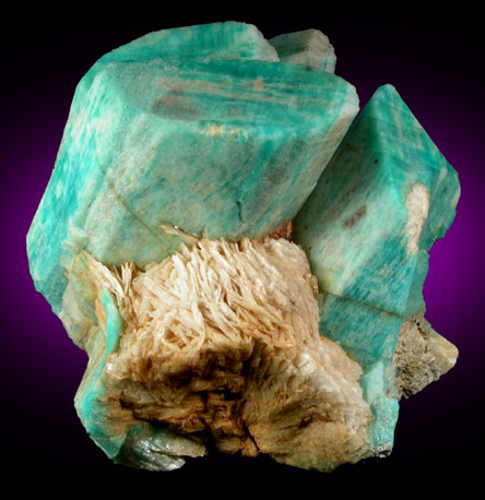 Microcline var. Amazonite with Albite from Crystal Peak area, 6.5 km northeast of Lake George, Park-Teller Counties, Colorado